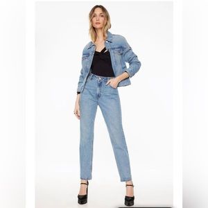 👖New with Tags - Dynamite Claudia Mom Jeans - Size 26